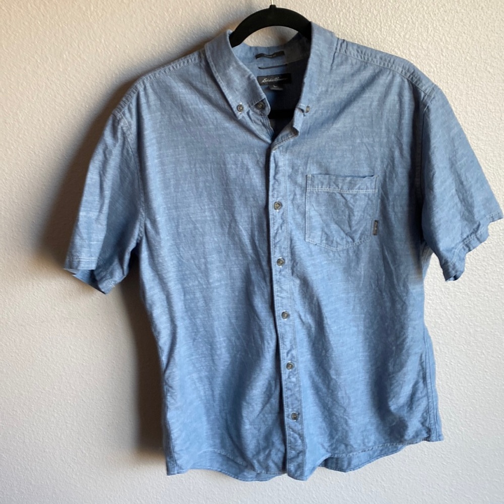 Eddie Bauer Men’s Chambray Button Down Short Sleeve